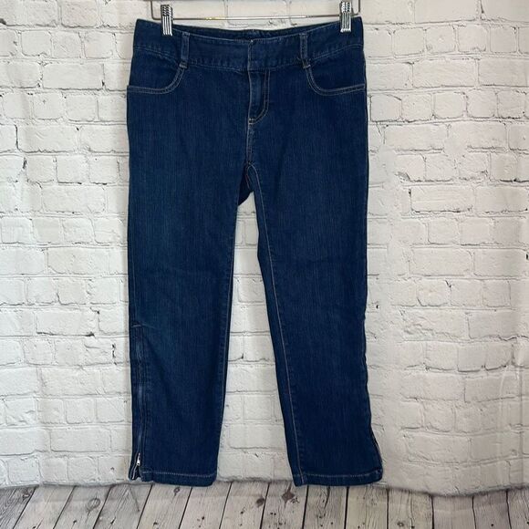 Banana Republic Women’s Dark Wash Cropped Capri Jeans size 2 Side zip Leg - Picture 1 of 7